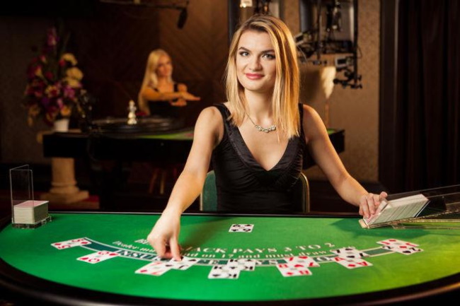 Benefits of Online Live Dealer Blackjack