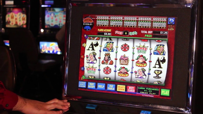 How to know which slot to play